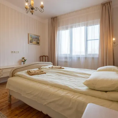 Apartment Artilcious Two Bedroom Park View *