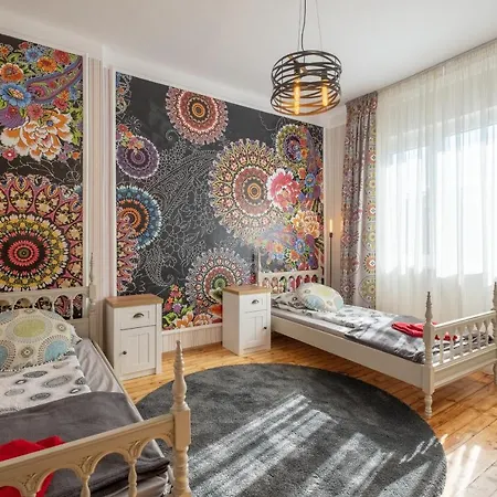 Apartment Artilcious Two Bedroom Park View