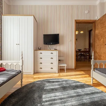 Apartment Artilcious Two Bedroom Park View